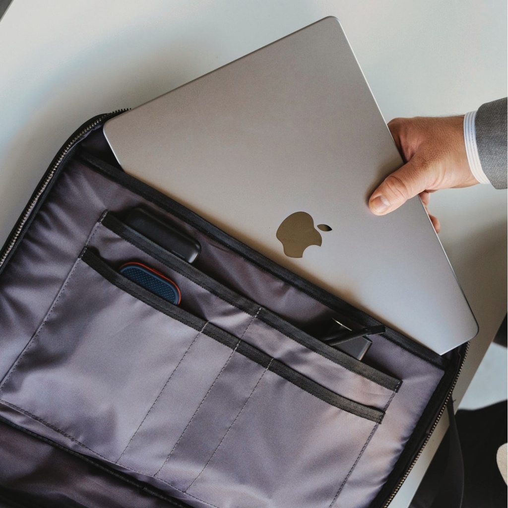 Portafolio Molvu Business Negro
