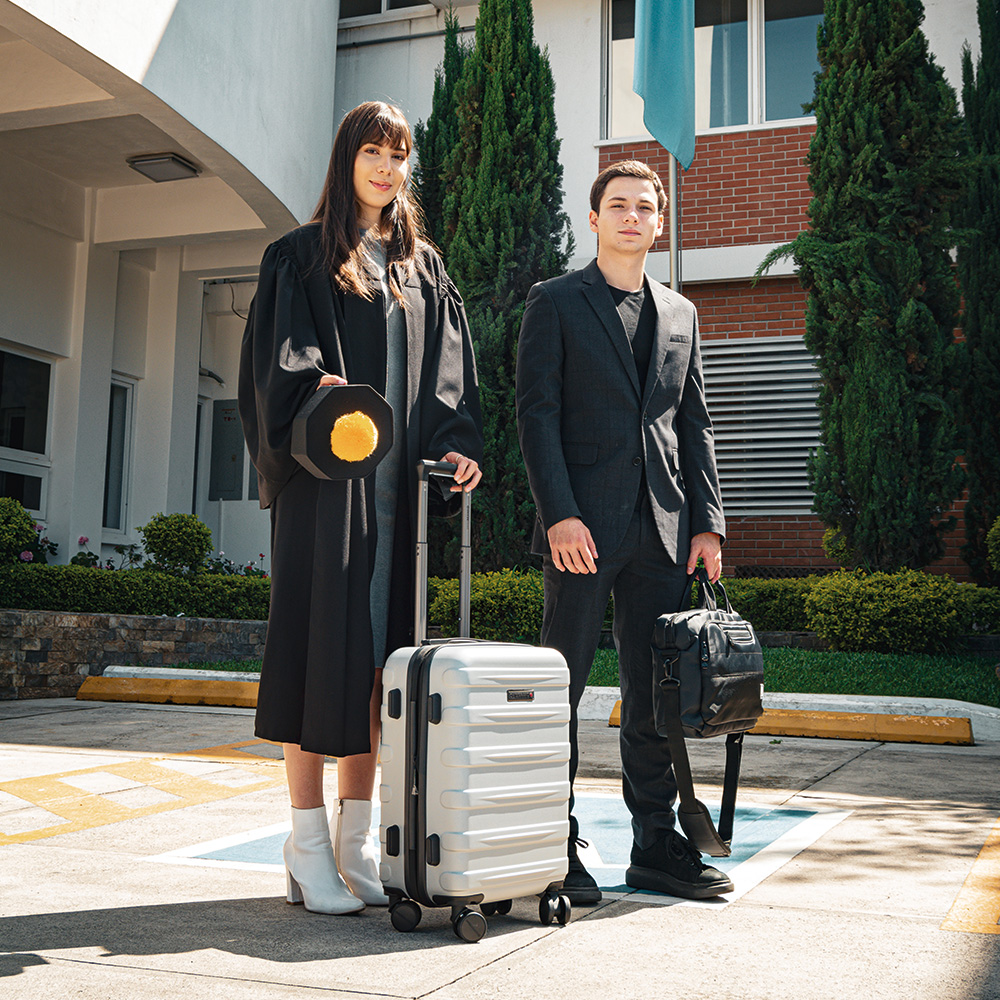 Maleta Swissbrand Murphy Silver 24"